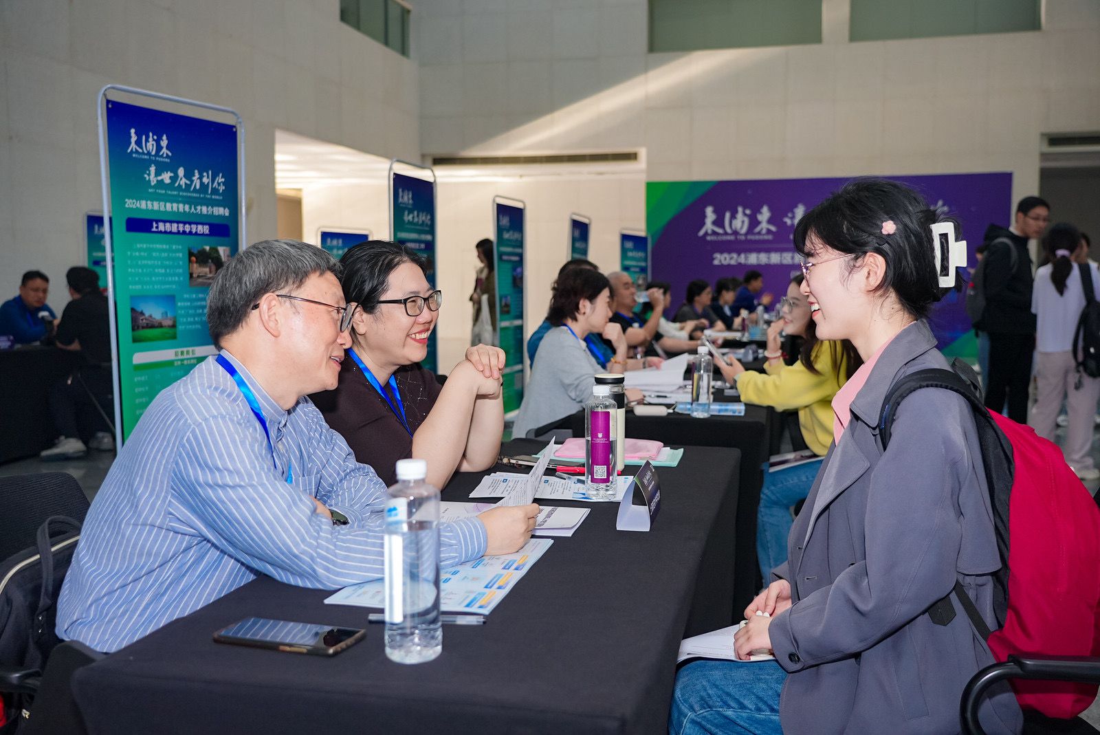 上海市浦东新区教育青年人才推介招聘会南京大学专场举行